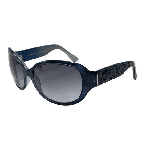 where do the words cold inser show on fendi sunglasses|Quick Answer: Where Do The Words Cold Insert Show On Fendi .